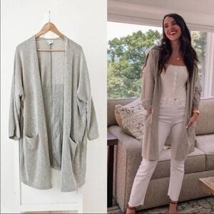 NWT SIZE O/S DONNI. Heather Gray Open Cardigan